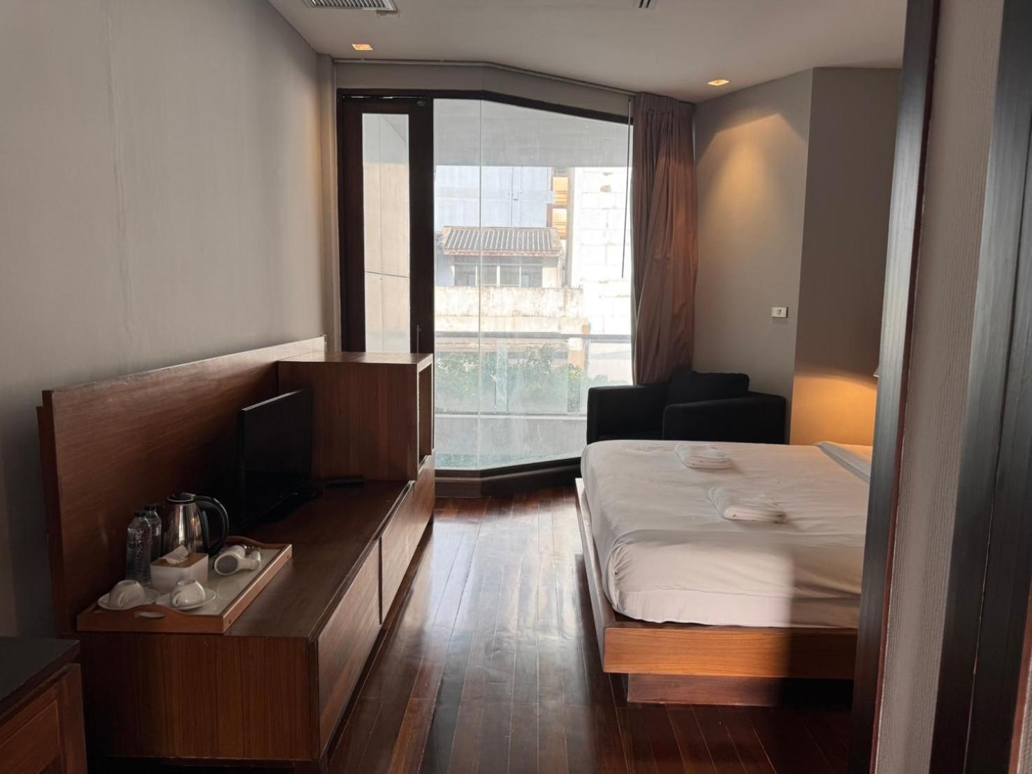Wish Inn Silom - วิช อินน์ สีลม X Bangkok Exterior photo